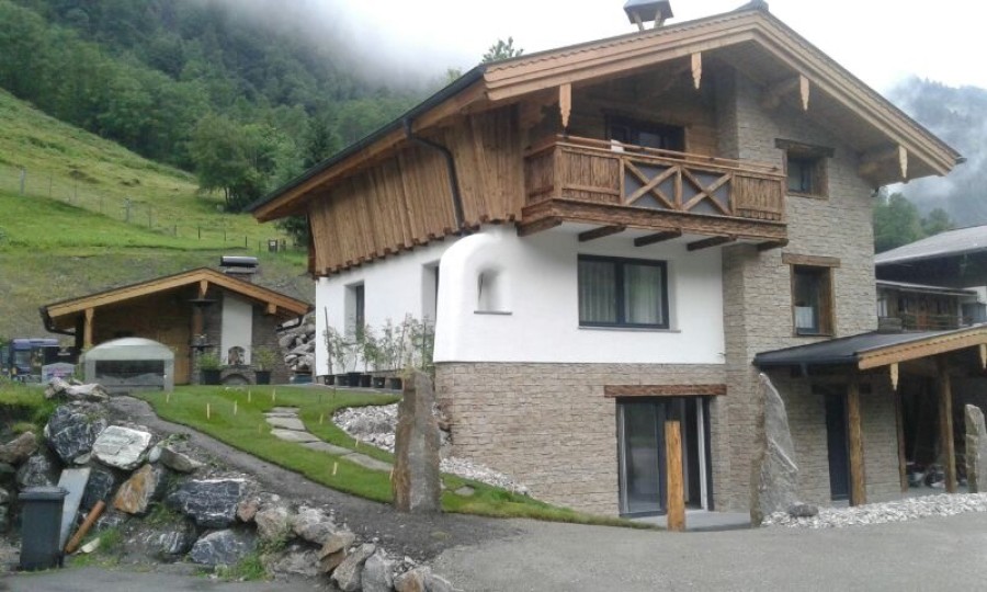 Holzbau Zimmerei Sanierung Chalet Pinzgau 2